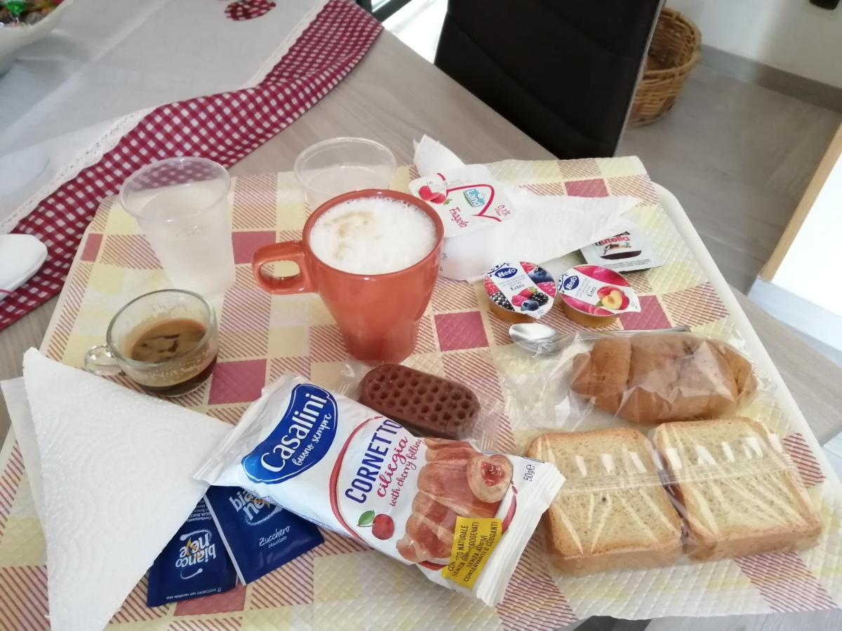 Una Terrazza Sul Mare 阿格罗波利 外观 照片
