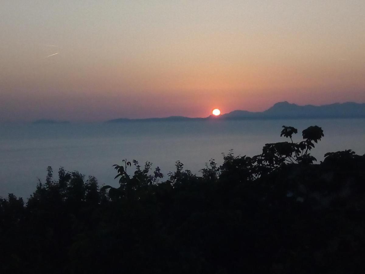 Una Terrazza Sul Mare 阿格罗波利 外观 照片
